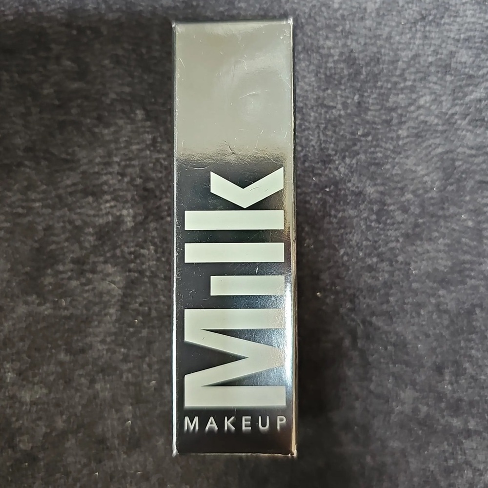 MILK MAKEUP Color Chalk Multi-Use Powder Pigment Skateboard 0.09 oz / 2.5 g - Picture 9 of 9